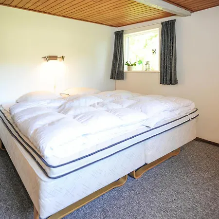 2 Bedroom Stunning In Ferienhaus *