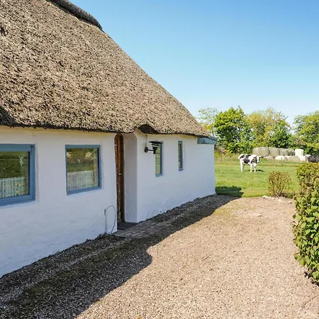 2 Bedroom Stunning In Casa de Férias Bredebro