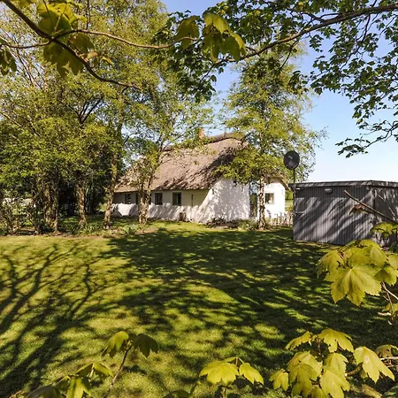 2 Bedroom Stunning In 펜션 *